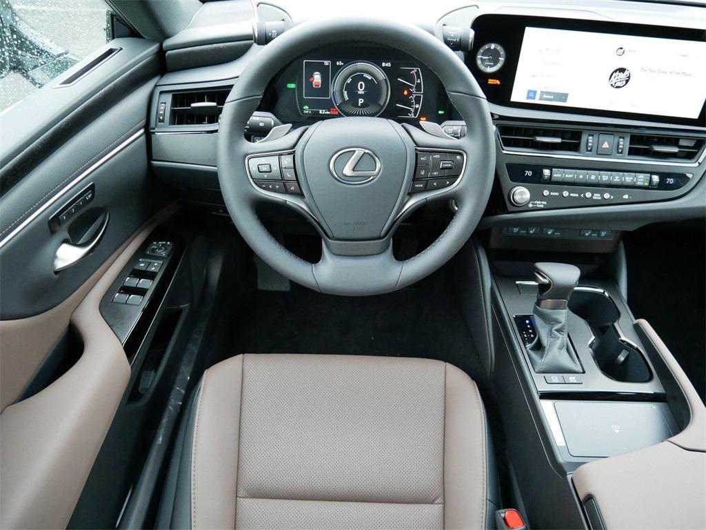 new 2025 Lexus ES 300h car, priced at $50,174