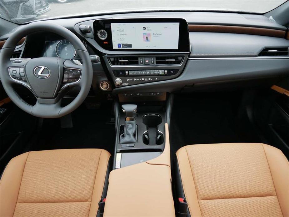 new 2024 Lexus ES 250 car, priced at $45,748