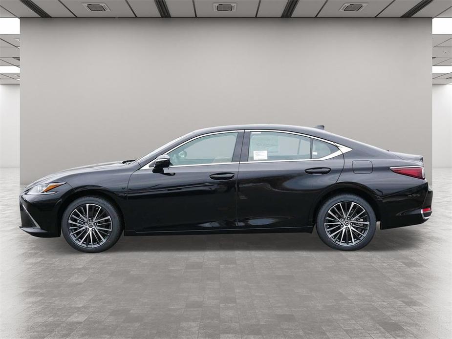 new 2024 Lexus ES 250 car, priced at $45,748