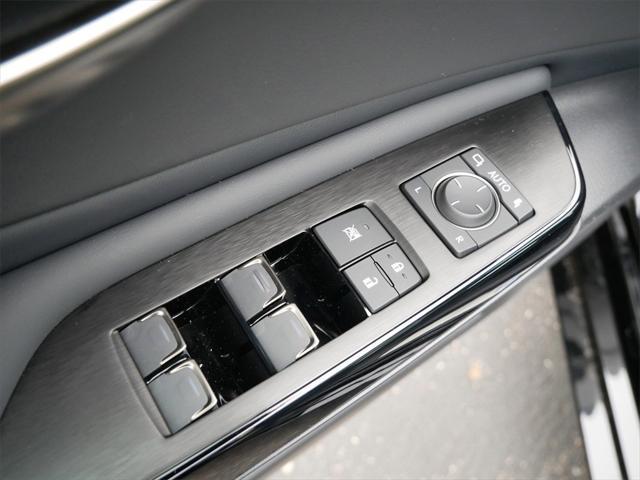 new 2025 Lexus ES 300h car, priced at $53,624