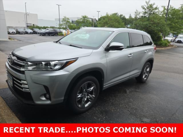used 2019 Toyota Highlander car, priced at $32,999