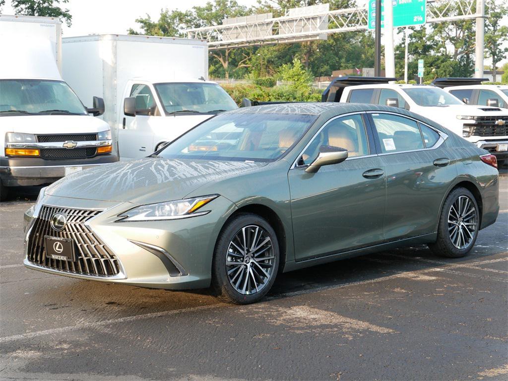 new 2025 Lexus ES 350 car, priced at $48,369