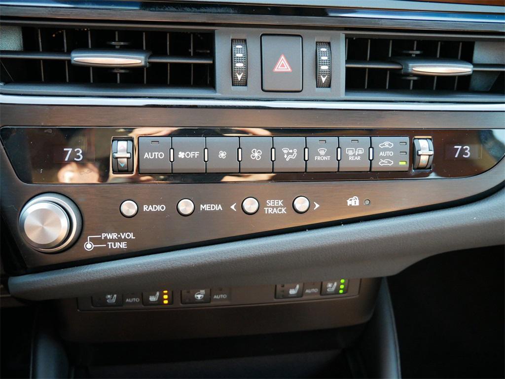 new 2025 Lexus ES 350 car, priced at $48,369