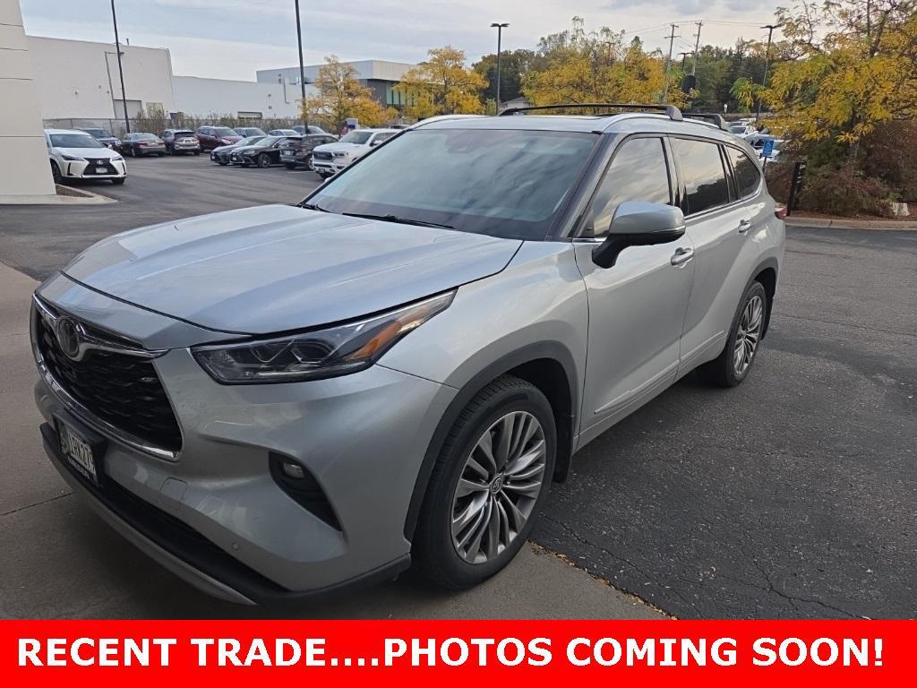 used 2020 Toyota Highlander car, priced at $33,999