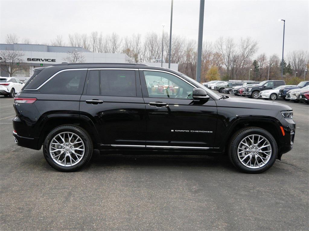 used 2024 Jeep Grand Cherokee car, priced at $44,999