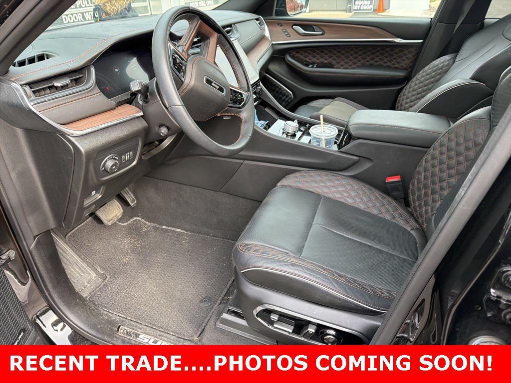 used 2024 Jeep Grand Cherokee car, priced at $47,999
