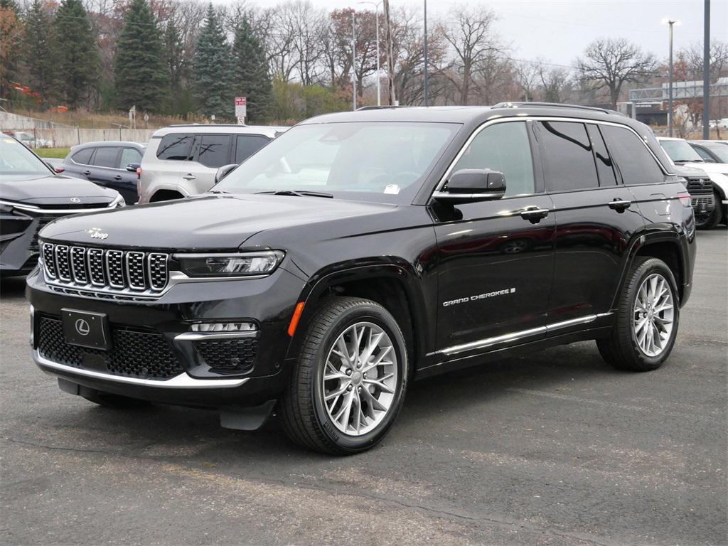 used 2024 Jeep Grand Cherokee car, priced at $44,999