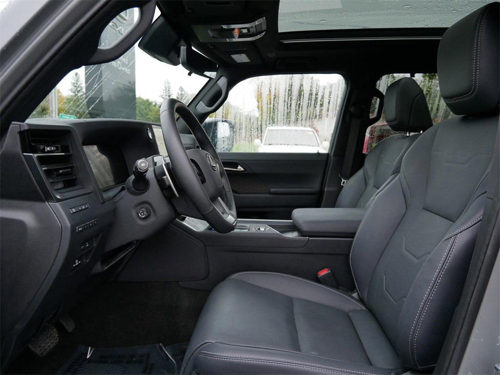 used 2025 Lexus GX 550 car, priced at $90,999