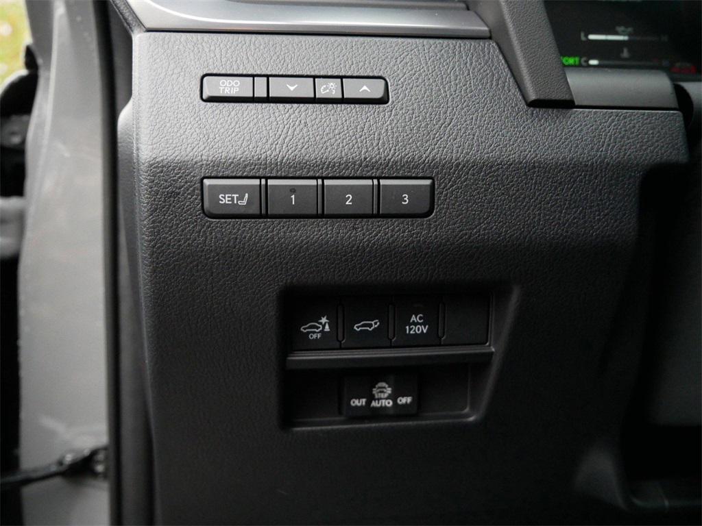 used 2025 Lexus GX 550 car, priced at $90,999