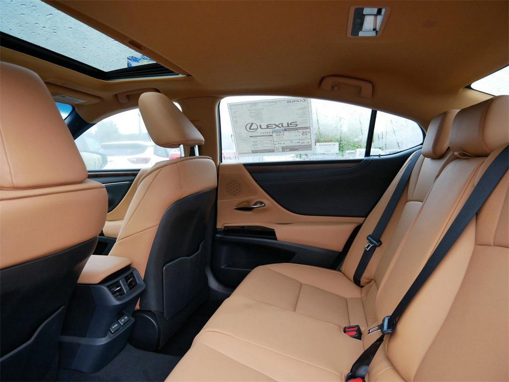 new 2025 Lexus ES 350 car, priced at $48,284