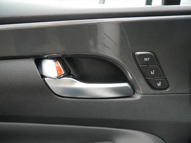 used 2023 Hyundai Santa Fe car, priced at $28,999