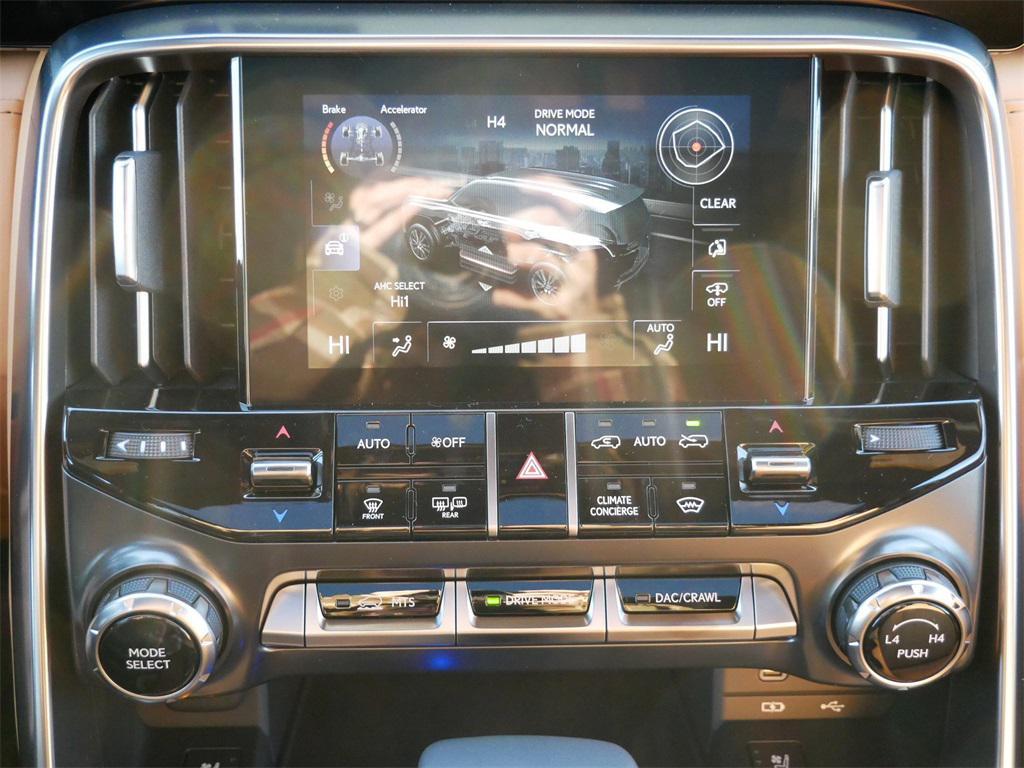 new 2025 Lexus LX 600 car, priced at $115,012