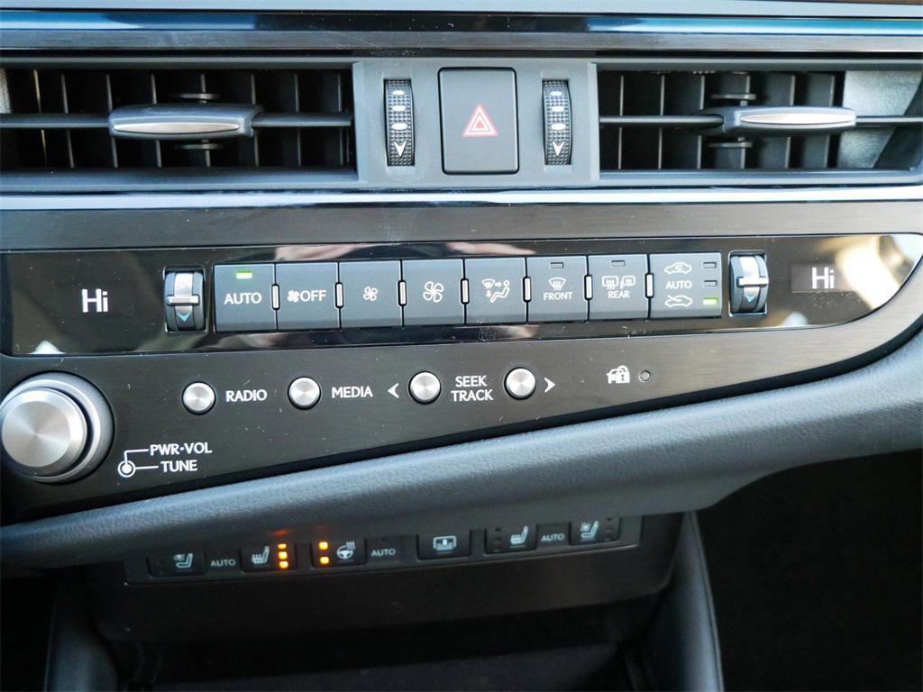 new 2025 Lexus ES 300h car, priced at $56,238