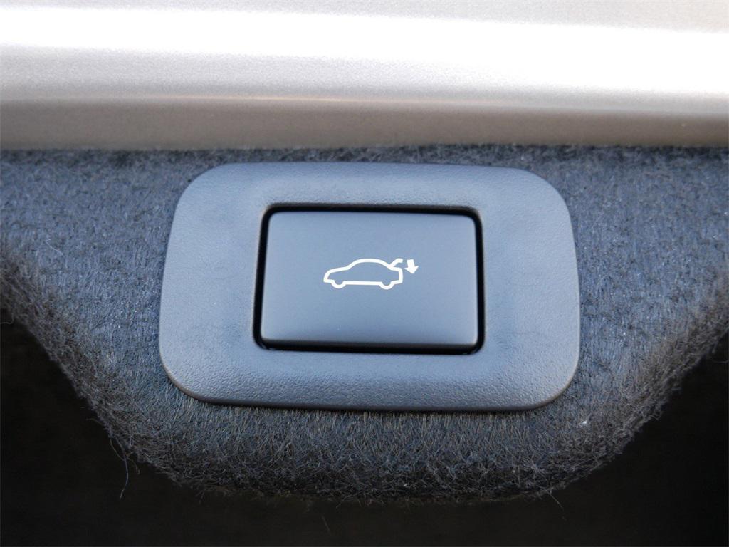 new 2025 Lexus ES 350 car, priced at $49,184