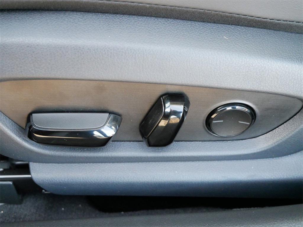 new 2025 Lexus ES 350 car, priced at $49,184