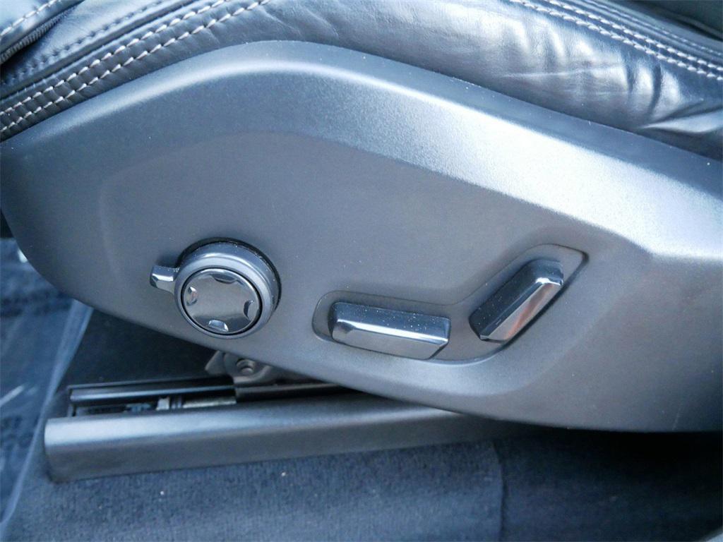 used 2020 Volvo XC90 car, priced at $24,999