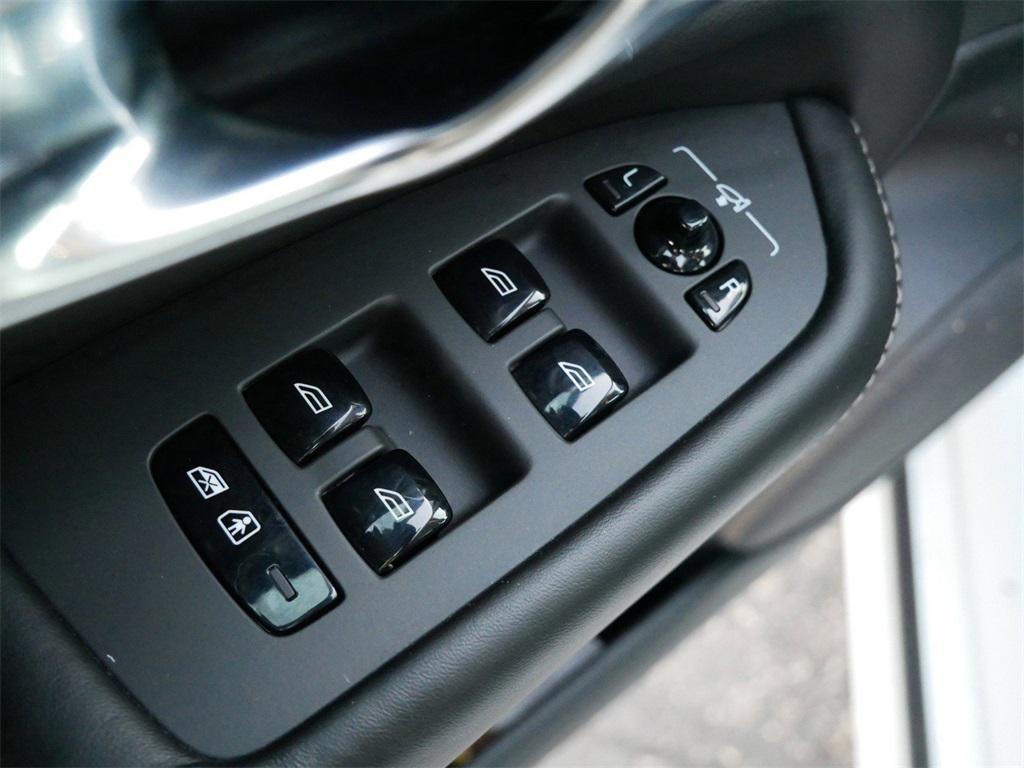 used 2020 Volvo XC90 car, priced at $24,999