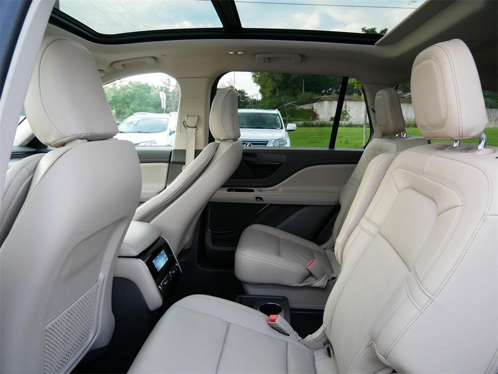 used 2021 Lincoln Aviator car, priced at $37,499