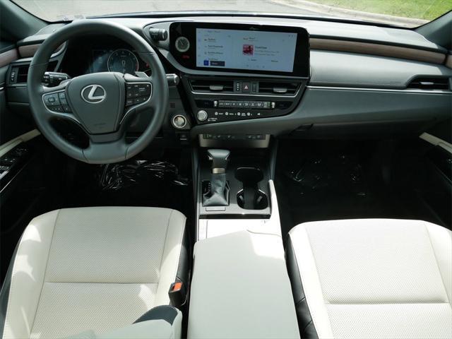 used 2024 Lexus ES 250 car, priced at $40,999