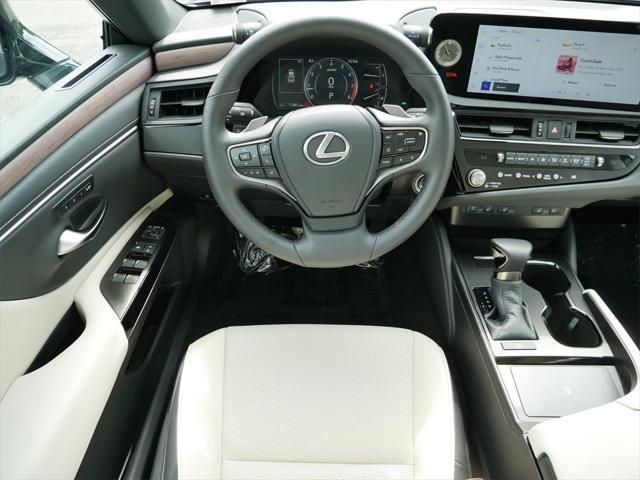 used 2024 Lexus ES 250 car, priced at $40,999