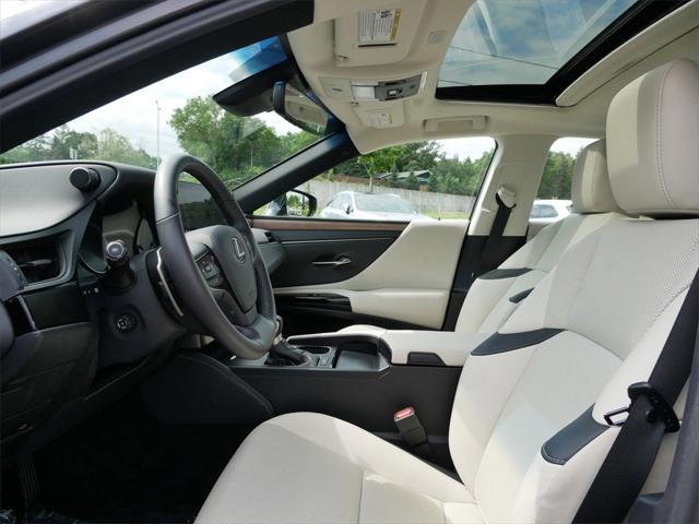 used 2024 Lexus ES 250 car, priced at $40,999