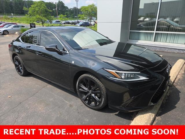 used 2022 Lexus ES 250 car, priced at $29,999