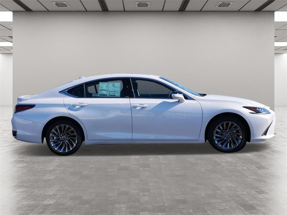 new 2024 Lexus ES 300h car, priced at $57,505