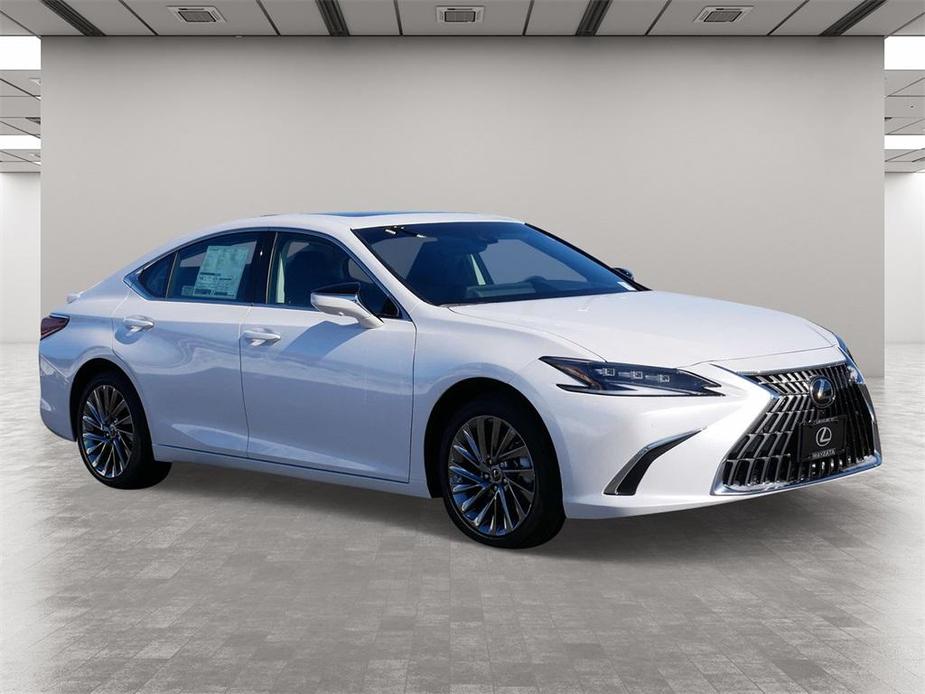 new 2024 Lexus ES 300h car, priced at $57,505