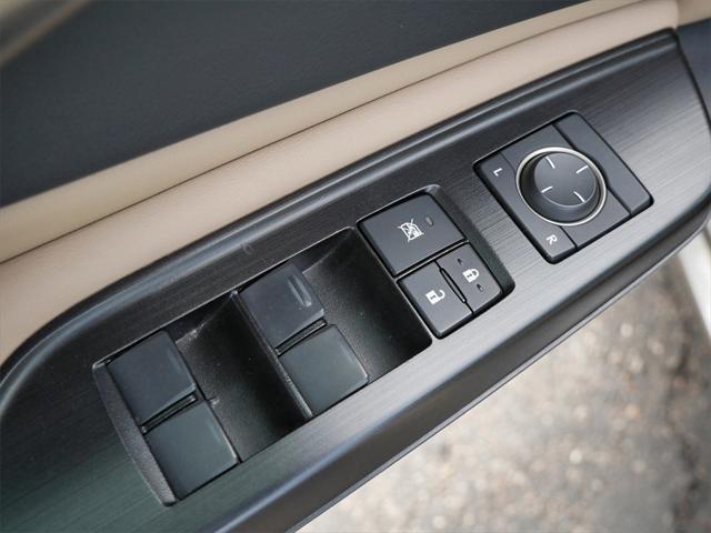 used 2019 Lexus ES 350 car, priced at $26,999