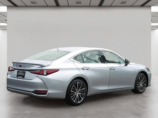 used 2024 Lexus ES 300h car, priced at $46,999