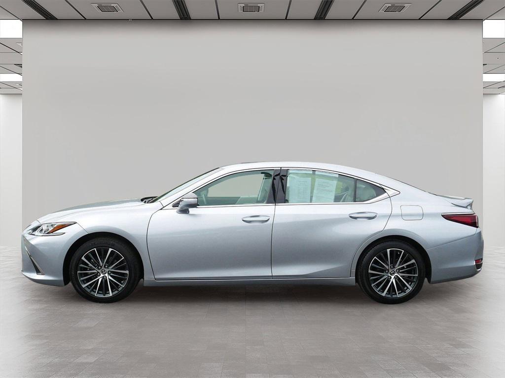 used 2024 Lexus ES 300h car, priced at $44,999