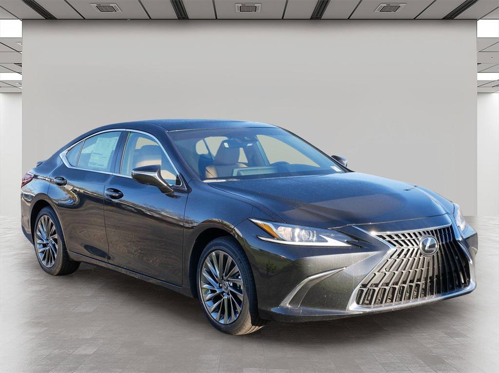 new 2025 Lexus ES 300h car, priced at $52,437