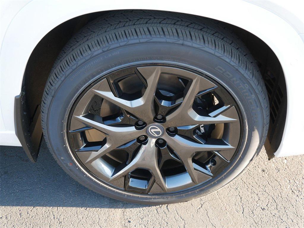 new 2026 Lexus TX 500h car, priced at $75,928