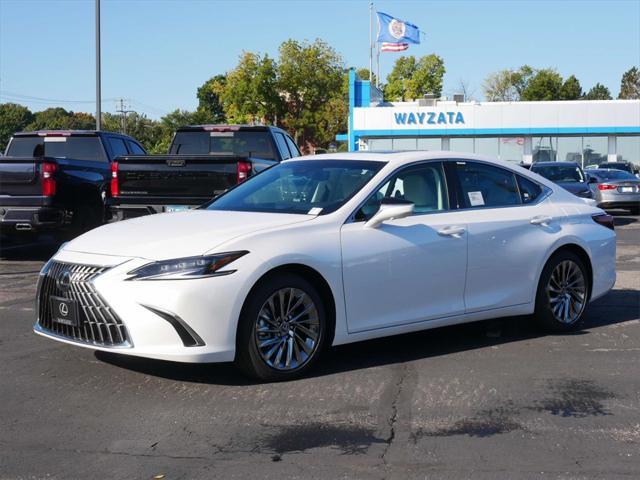 new 2025 Lexus ES 300h car, priced at $54,575