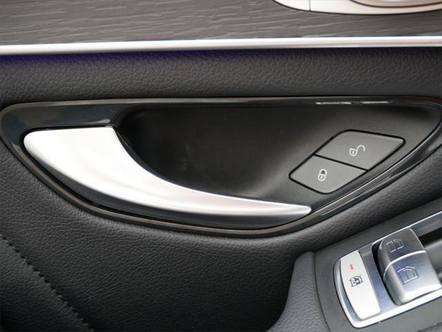 used 2021 Mercedes-Benz GLC 300 car, priced at $37,499