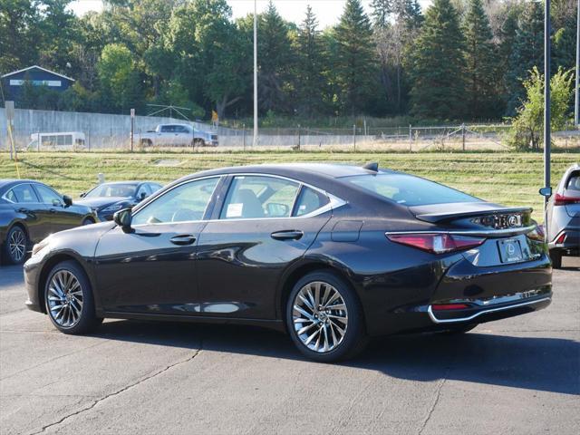 new 2025 Lexus ES 300h car, priced at $54,085