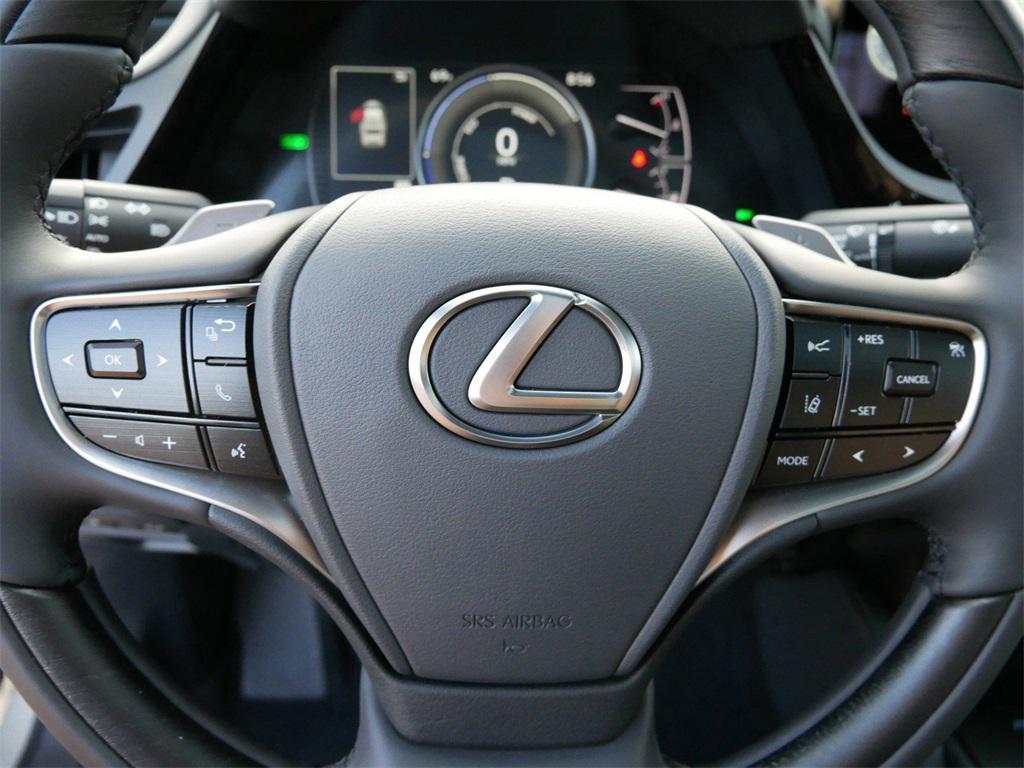 new 2025 Lexus ES 300h car, priced at $52,407