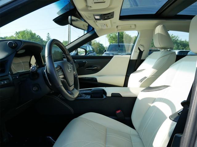 used 2022 Lexus ES 350 car, priced at $45,999