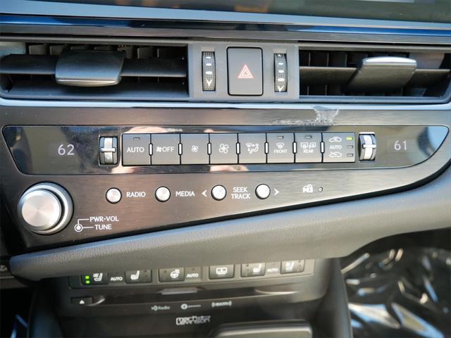 used 2022 Lexus ES 350 car, priced at $45,999