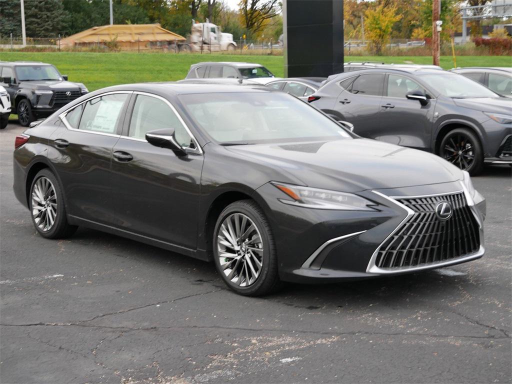 new 2025 Lexus ES 300h car, priced at $55,309