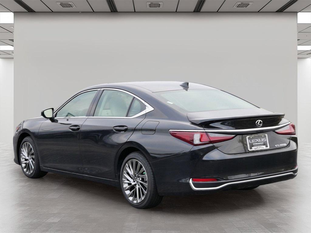 new 2025 Lexus ES 300h car, priced at $55,309