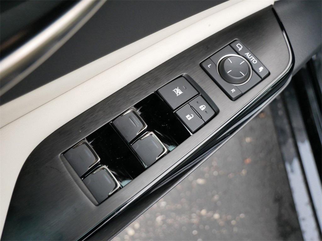 new 2025 Lexus ES 300h car, priced at $55,309