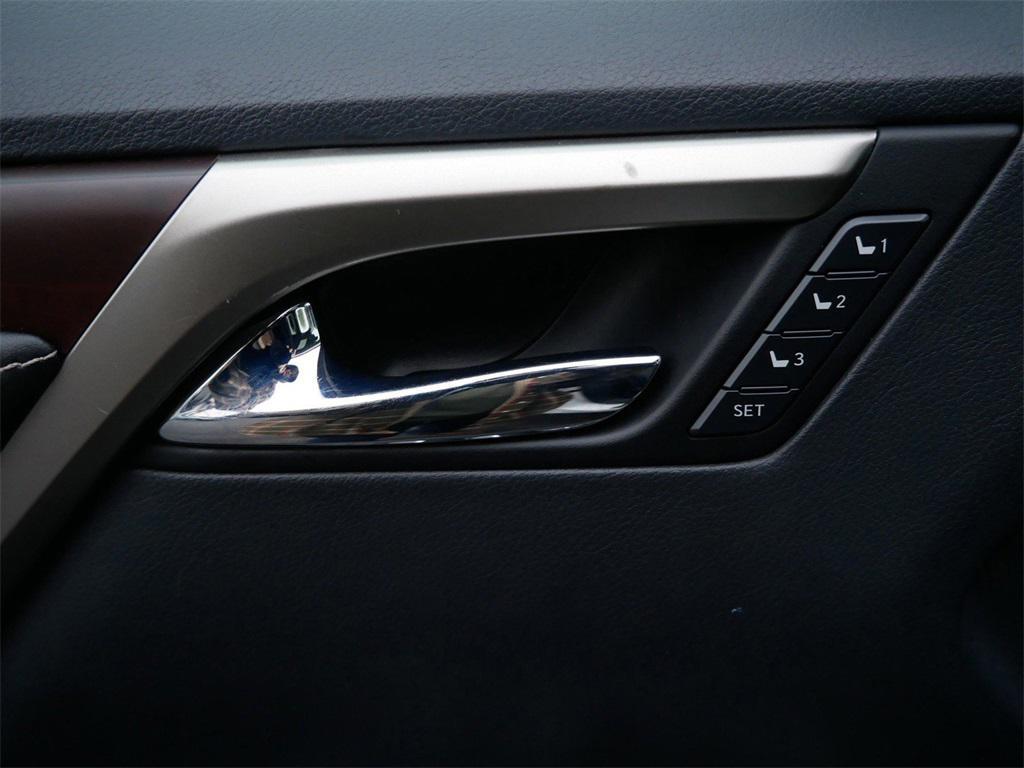 used 2022 Lexus RX 450h car, priced at $47,499