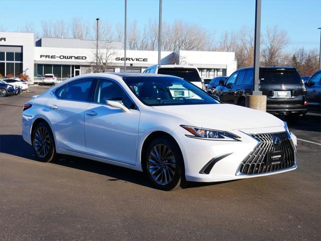 used 2024 Lexus ES 350 car, priced at $44,999