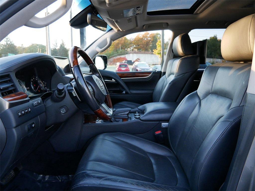 used 2016 Lexus LX 570 car, priced at $39,999