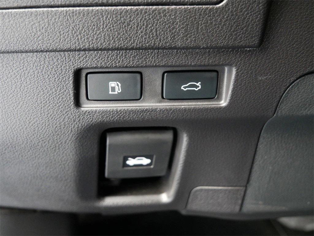 used 2024 Lexus ES 300h car, priced at $42,999