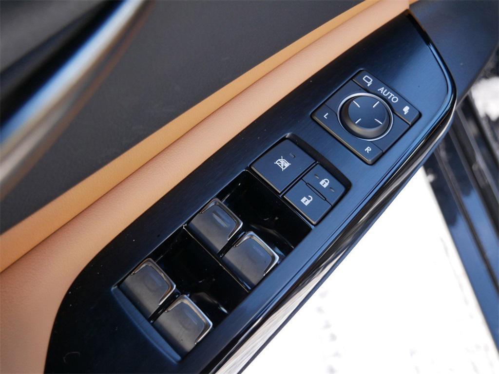 used 2024 Lexus ES 300h car, priced at $42,999