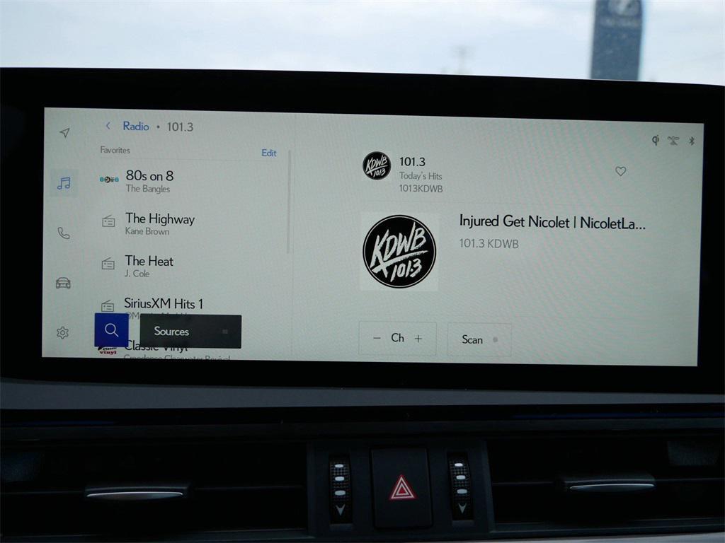 new 2025 Lexus ES 350 car, priced at $48,284