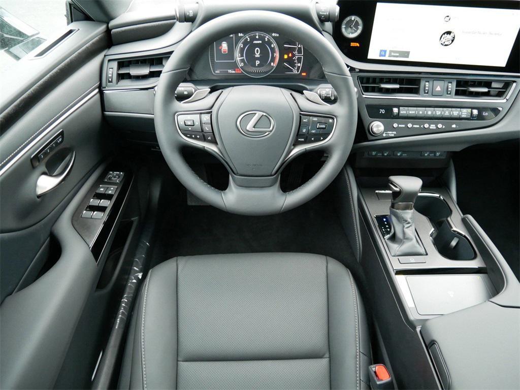 new 2025 Lexus ES 350 car, priced at $48,284
