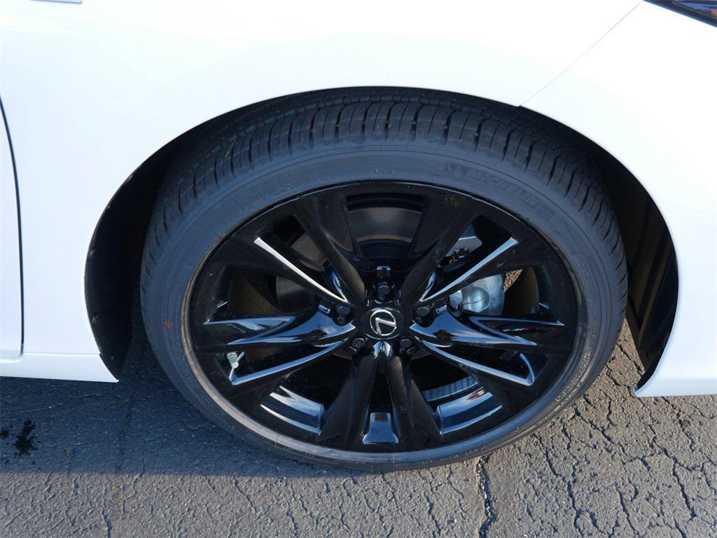 new 2025 Lexus ES 350 car, priced at $51,384